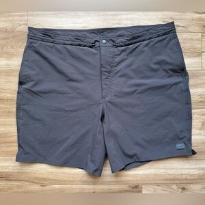 DULUTH Men's Cannonball Hybrid 9" Shorts w/ Armachillo Liner Size 44 Grey 91327